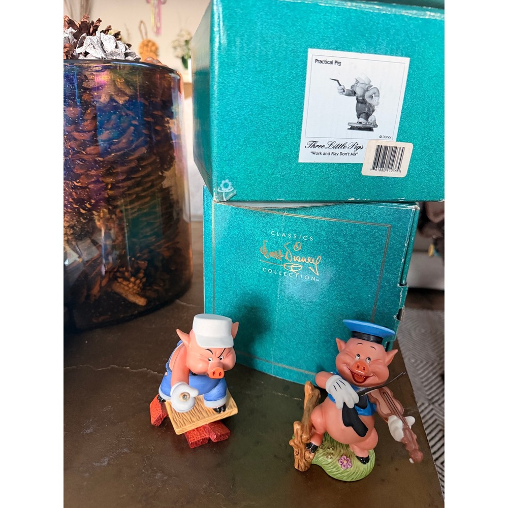 WDCC Three‎ Little Pigs Practical Fifer Fiddler Disney Set COA Lot of 2 READ - Picture 11 of 16